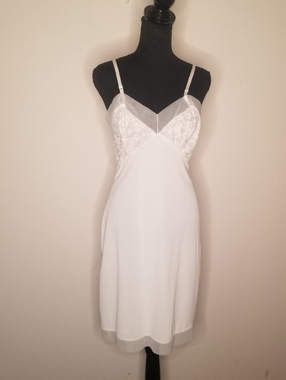 VintageVassarette Nylon Full Slip Lace Sheer Edging Adjustable Straps White S 34